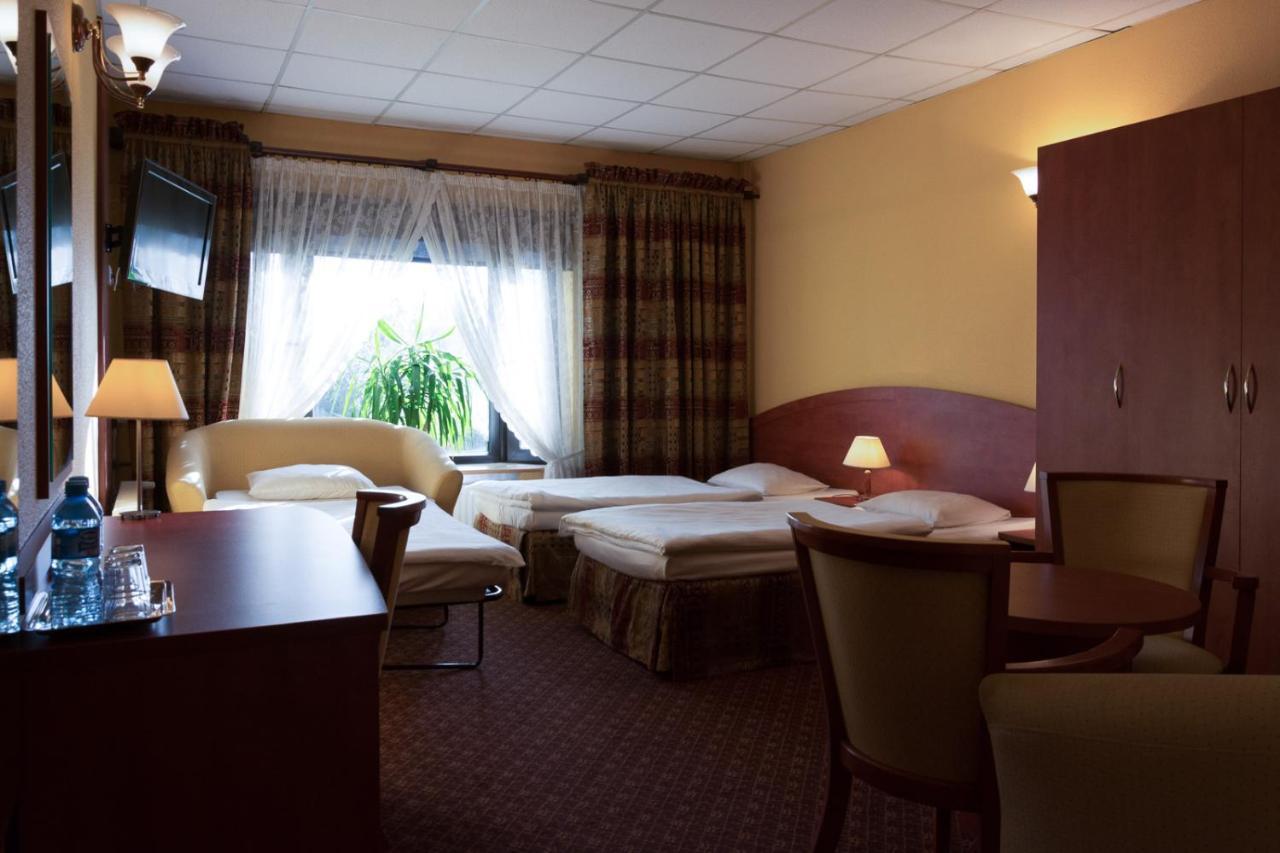 Hotel Astra Tajemniczy Ogrod Πόζναν Εξωτερικό φωτογραφία